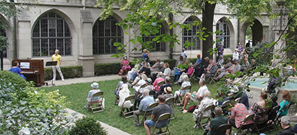 Music by the Fountain Outdoor Concerts with Fourth Presbyterian Church